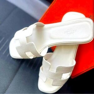 Hermes sandals